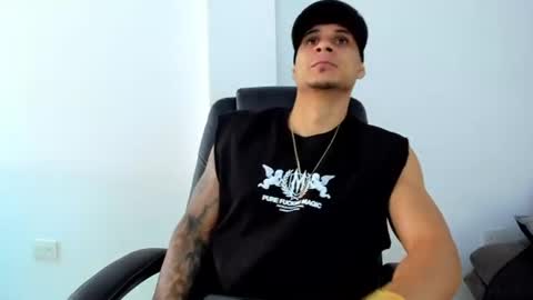 Snapshot of nohanhunter chatting on July 14, 2:23 pm nohanhunter online show from July 14, 2:23 pm