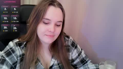 noir_ember_ online show from March 24, 4:56 pm