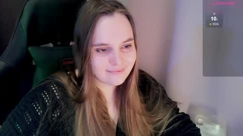 Snapshot of noir_ember_ chatting on May 2, 5:40 pm noir_ember_ online show from May 2, 5:40 pm