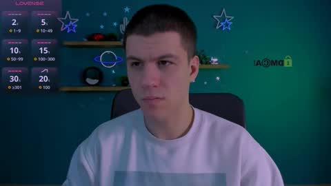 Snapshot of noir_kai chatting on February 26, 7:57 pm cool Kai online show from February 26, 7:57 pm