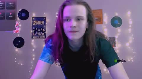 Snapshot of noir_kai chatting on February 27, 7:58 pm cool Kai online show from February 27, 7:58 pm