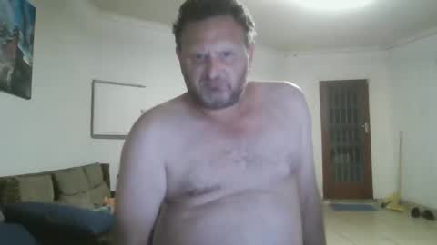 Snapshot of nollie244 chatting on February 10, 7:07 pm Nollie online show from February 10, 7:07 pm