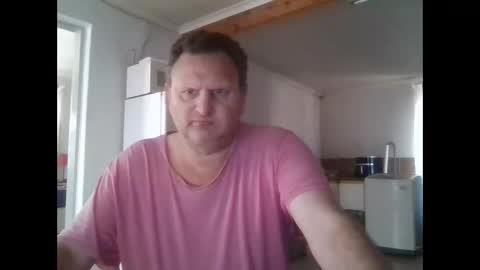 Snapshot of nollie244 chatting on September 15, 10:59 am Nollie online show from September 15, 10:59 am