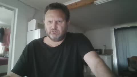 Snapshot of nollie244 chatting on October 7, 4:53 am Nollie online show from October 7, 4:53 am