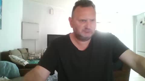 Snapshot of nollie244 chatting on October 30, 7:21 am Nollie online show from October 30, 7:21 am