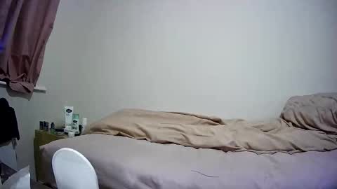 Snapshot of nonbinarynicky chatting on May 28, 10:45 am NonBinaryNicky online show from May 28, 10:45 am