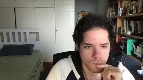 Snapshot of nongay379444 chatting on January 8, 9:53 am nongay379444 online show from January 8, 9:53 am