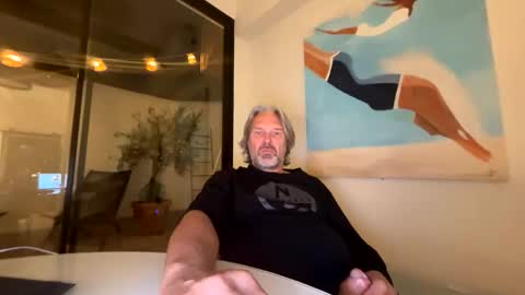 Snapshot of nonsequiture chatting on October 27, 8:13 pm Ralle online show from October 27, 8:13 pm