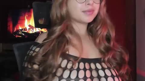 Ara online show from December 16, 4:06 am