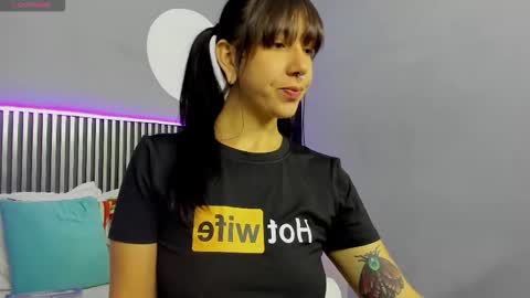 Snapshot of nora_temptress chatting on February 22, 4:38 pm Nora Temptress online show from February 22, 4:38 pm