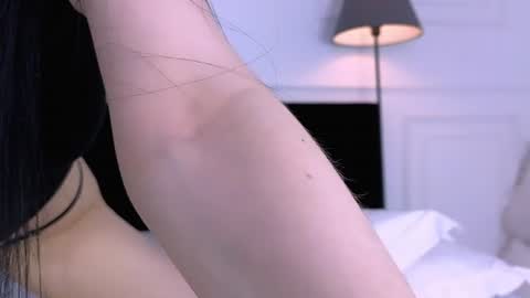 noraaddams online show from June 22, 3:47 am