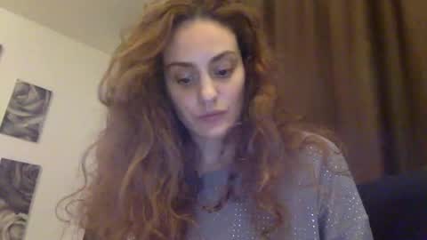 Snapshot of norablues chatting on December 1, 6:08 pm norablues online show from December 1, 6:08 pm