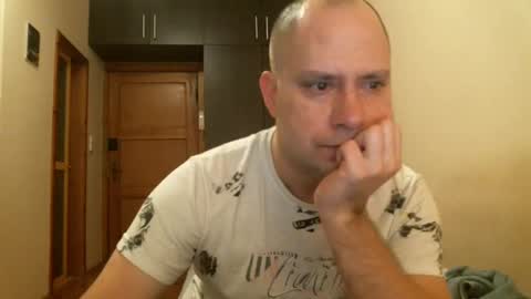 norbertopl87 online show from December 8, 9:41 pm