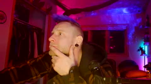 Snapshot of nordicenergy chatting on February 10, 6:06 am NordicEnergy online show from February 10, 6:06 am