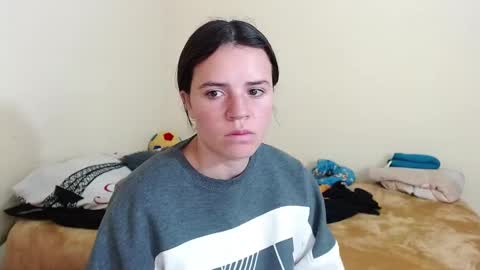 Snapshot of noreen_ chatting on January 18, 4:21 pm noreen_ online show from January 18, 4:21 pm