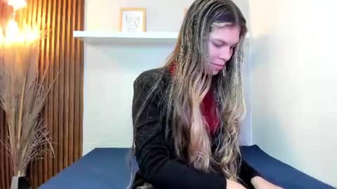 Snapshot of norki_ chatting on July 6, 12:02 pm Norki online show from July 6, 12:02 pm