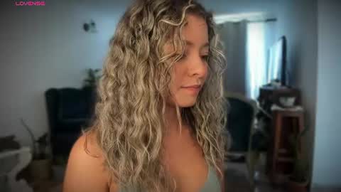 Snapshot of norma_jeaane chatting on July 31, 3:11 pm Norma Jeaane online show from July 31, 3:11 pm