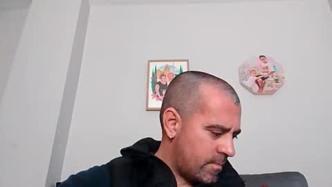 Snapshot of normalito42 chatting on February 18, 12:56 pm NORMALITO online show from February 18, 12:56 pm