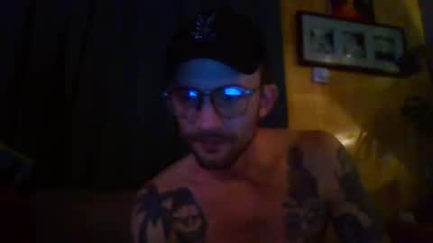 Snapshot of northernv1k1ng chatting on March 4, 2:39 am northernv1k1ng online show from March 4, 2:39 am