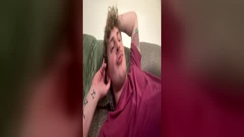 Snapshot of northofsouth_xxx chatting on June 16, 2:47 am northofsouth_xxx online show from June 16, 2:47 am