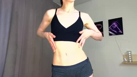 Hello My name is Helene NTMU  Finger up if u like what u see online show from May 7, 2:00 pm