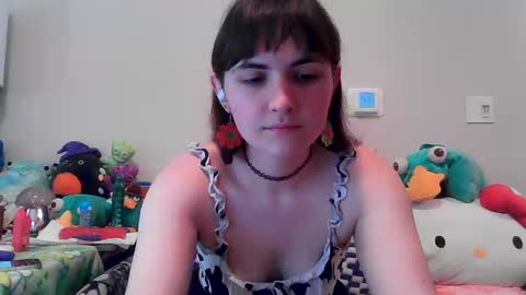 Milk  online show from September 27, 4:23 pm