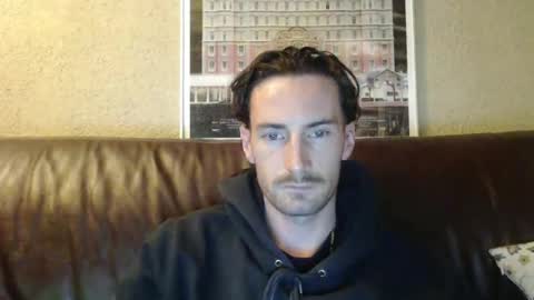 Snapshot of notenic chatting on December 1, 5:57 pm Notenic online show from December 1, 5:57 pm