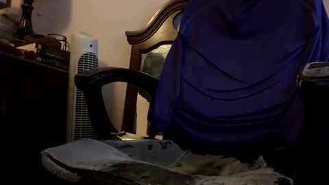 nothingclever1003 online show from March 6, 5:20 pm