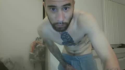 notmedesigned online show from April 12, 9:25 am