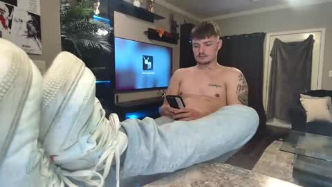 Riley online show from October 22, 3:40 am