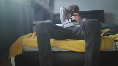 Snapshot of notspace_721128 chatting on January 19, 1:33 pm NotSpace   online show from January 19, 1:33 pm