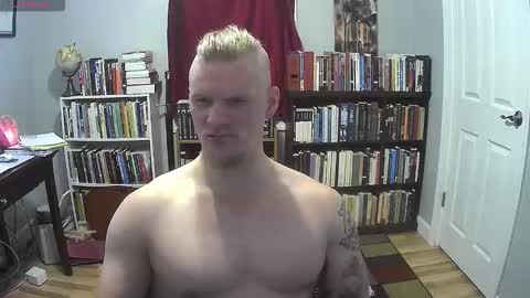 Snapshot of notsureaboutthislol chatting on October 28, 5:59 pm Embarrassed Naked online show from October 28, 5:59 pm