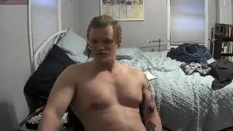 Snapshot of notsureaboutthislol chatting on May 8, 1:00 am Embarrassed Naked online show from May 8, 1:00 am