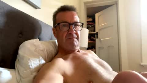 Snapshot of nottsaust chatting on October 23, 12:21 am Nottsaust online show from October 23, 12:21 am