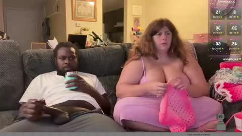 Snapshot of noturbabymoms chatting on September 21, 2:24 am NotUrBabyMoms online show from September 21, 2:24 am