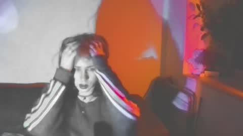 Lucy online show from March 13, 2:18 am