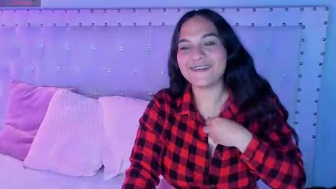 Snapshot of nova_h chatting on August 8, 5:53 am NOVAH online show from August 8, 5:53 am