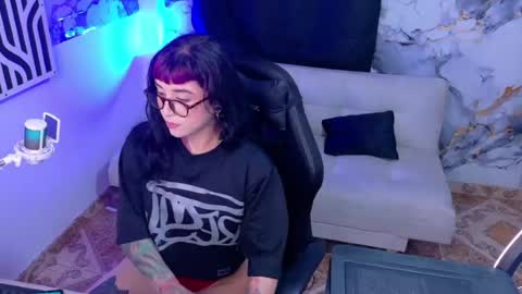 Snapshot of nova_kittyy chatting on July 6, 1:02 am Nova kitty tx online show from July 6, 1:02 am