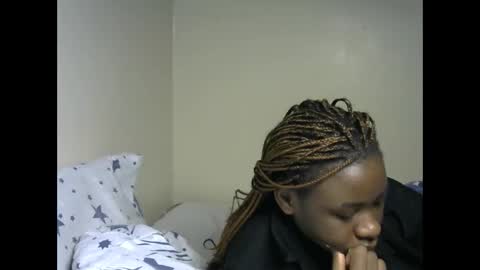 novaah online show from September 19, 2:18 pm