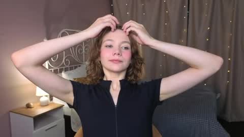 Snapshot of novaeva_ chatting on June 10, 12:22 am Eva online show from June 10, 12:22 am
