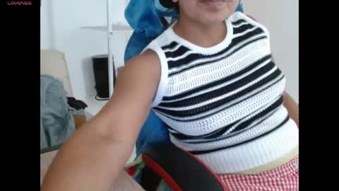 Snapshot of novaperotti chatting on May 31, 8:32 pm novaperotti online show from May 31, 8:32 pm