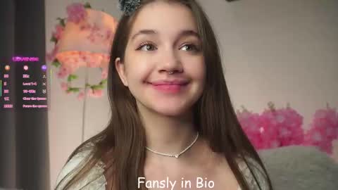 Dina online show from October 24, 1:24 am