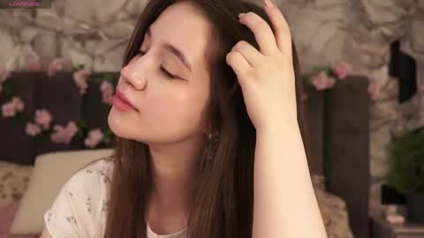 Dina online show from June 6, 1:11 am