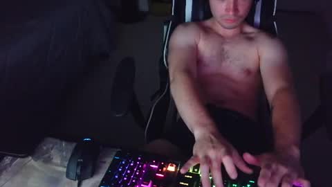 nsfwlogan50 online show from June 28, 9:04 am