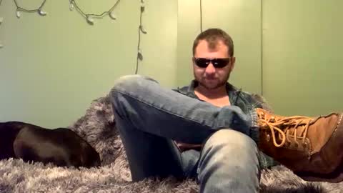 Snapshot of nsy57528 chatting on October 27, 12:15 am nsy57528 online show from October 27, 12:15 am