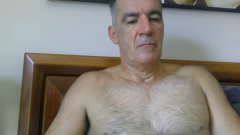 nudeisbest_123 online show from February 8, 3:32 am