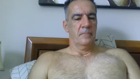 nudeisbest_123 online show from February 14, 4:31 am