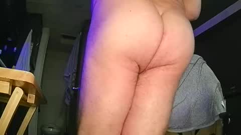 Snapshot of nudusmaximus chatting on May 13, 1:25 am nudusmaximus online show from May 13, 1:25 am
