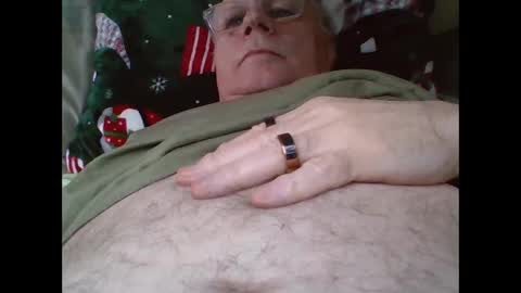 nukiss online show from February 4, 2:45 pm