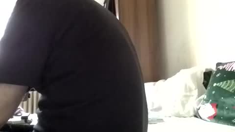 nukiss online show from April 1, 9:32 am